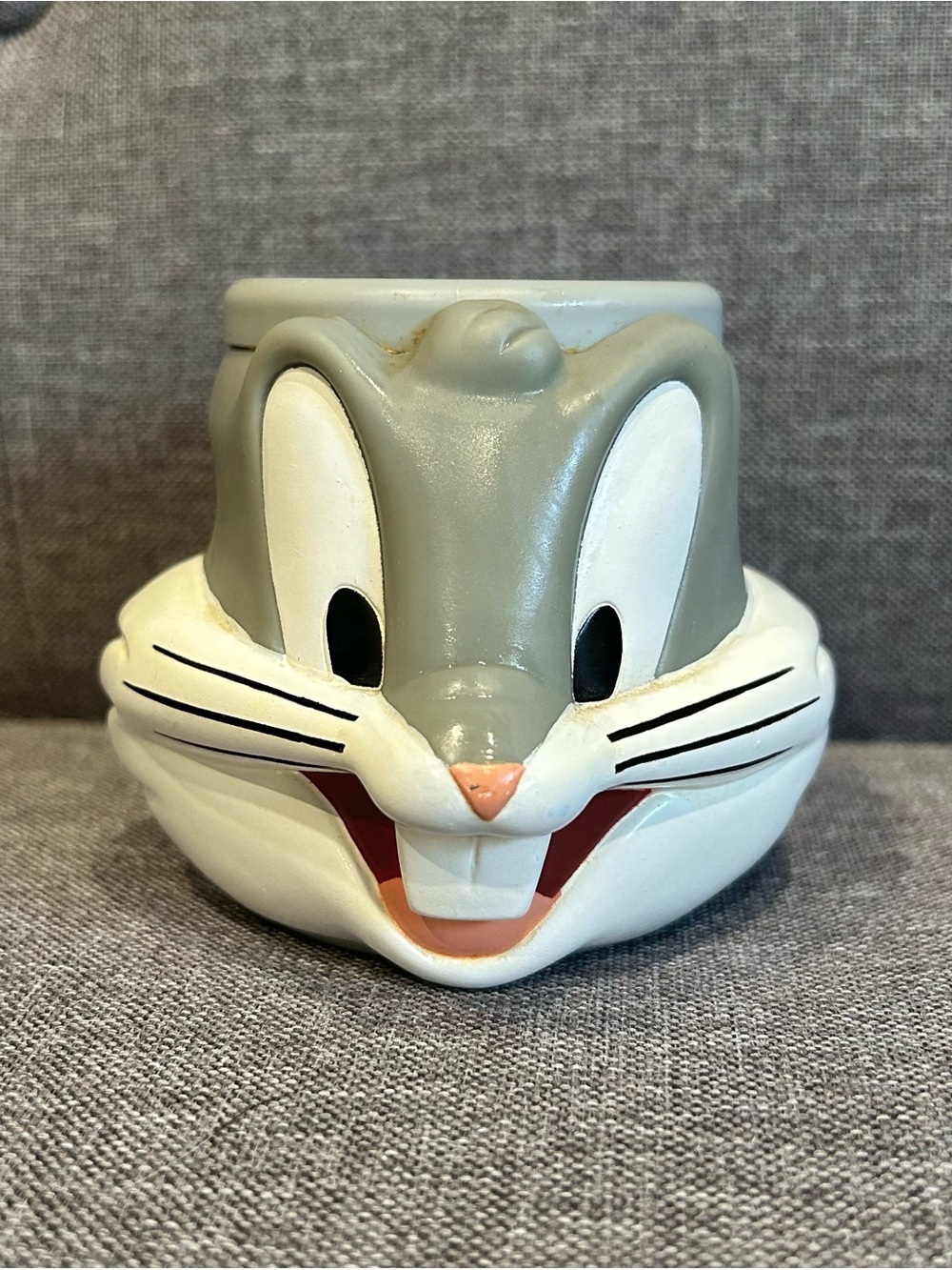Vintage 1995 Warner Bros Bugs Bunny Face Plastic Drinking Cup Collectible Mug
